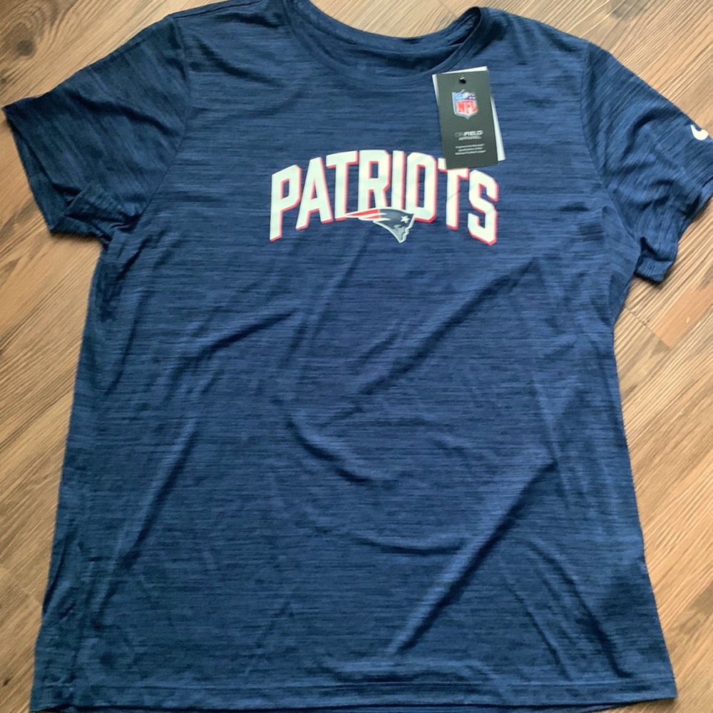 NWT NFL Patriots Tee